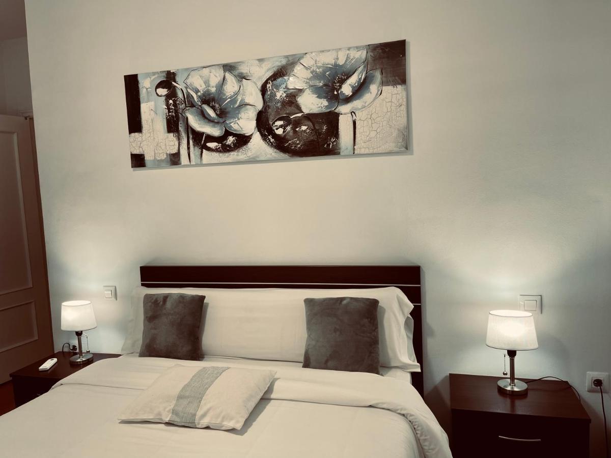 מרידה Alaudae Apartamentos -Centro- Garaje Privado-Jacuzzi Exterior Bajo Peticion - מראה חיצוני תמונה