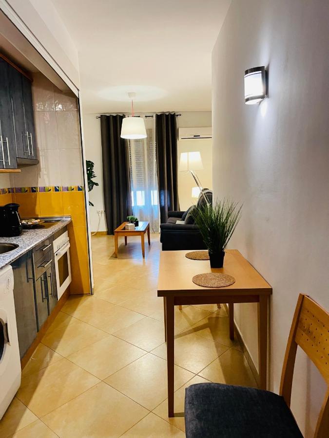 מרידה Alaudae Apartamentos -Centro- Garaje Privado-Jacuzzi Exterior Bajo Peticion - מראה חיצוני תמונה