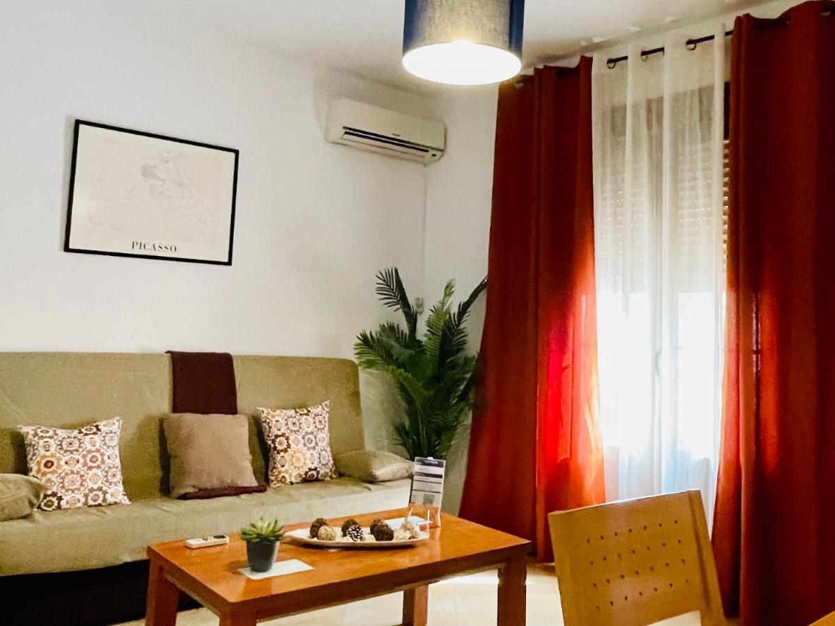 מרידה Alaudae Apartamentos -Centro- Garaje Privado-Jacuzzi Exterior Bajo Peticion - מראה חיצוני תמונה