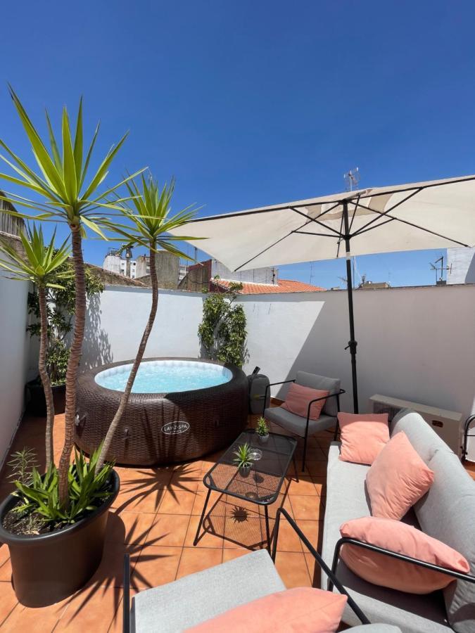 מרידה Alaudae Apartamentos -Centro- Garaje Privado-Jacuzzi Exterior Bajo Peticion - מראה חיצוני תמונה